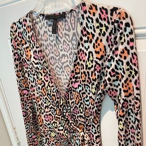 BCBGMaxAzria Rainbow Leopard Long Sleeve Wrap Dress Size XS, Cheetah Black Tan